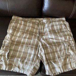 Men's Dockers cargo shorts, size 44 waist
